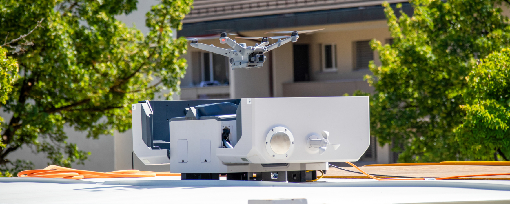 DroneCam Dock auf Baustelle